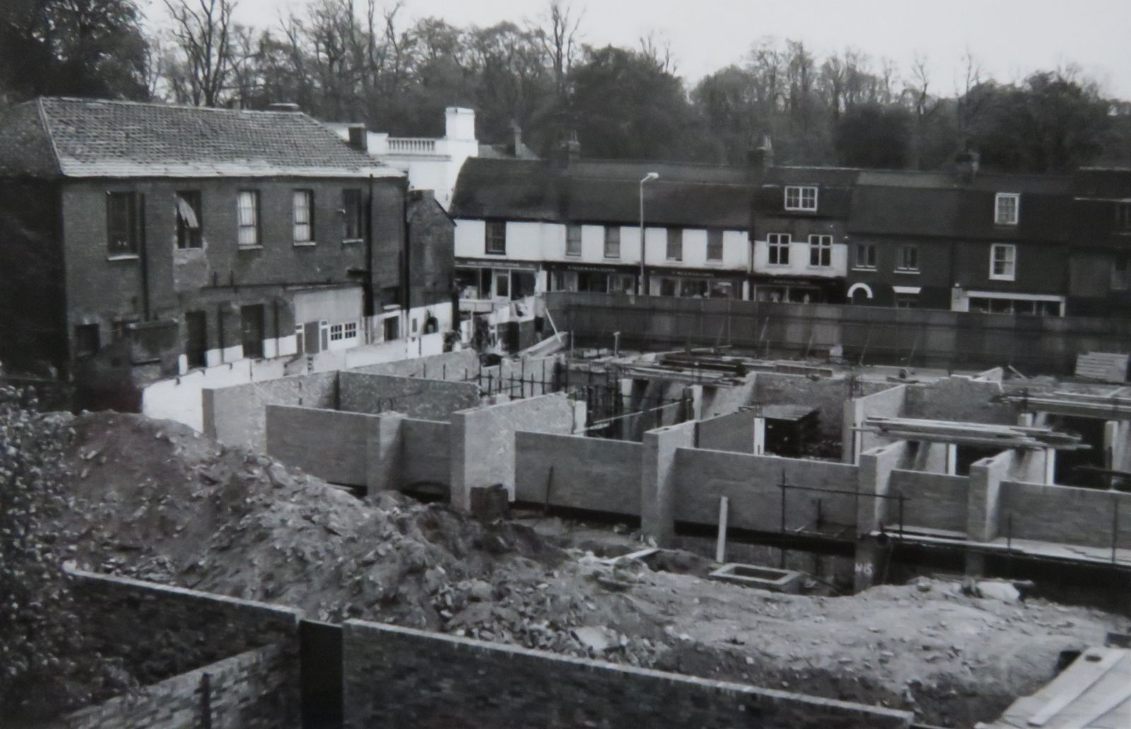 Photograph of the building site at Manor Place taken by Denis Griffiths (Head Porter). (Archive ref: JCAD-3-CAM-KING-14-5-1978)