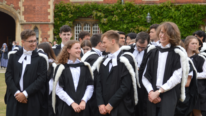 Students assembled in Chapel Court for the graduation photo