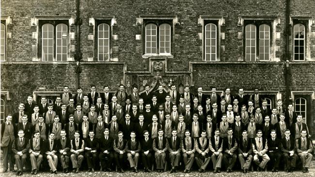 Image of 1950 matriculation photograph