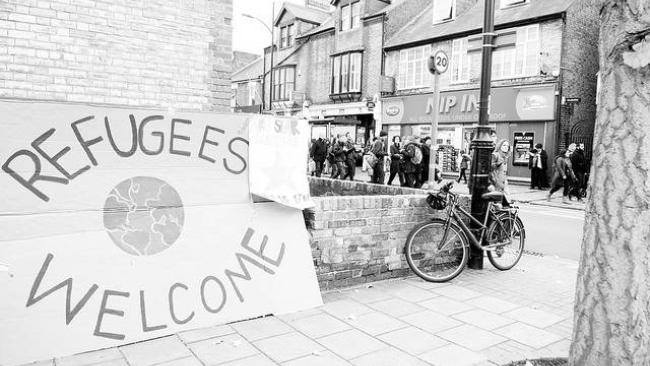 Image of Refugee Welcome sign in Cambridge's Mill Road