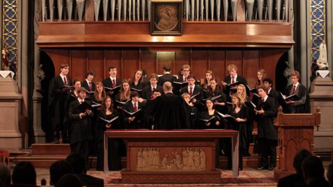 Image of Mixed Choir singing 
