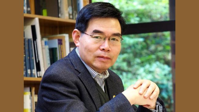 Image of Photo of Professor Jianjun Mei
