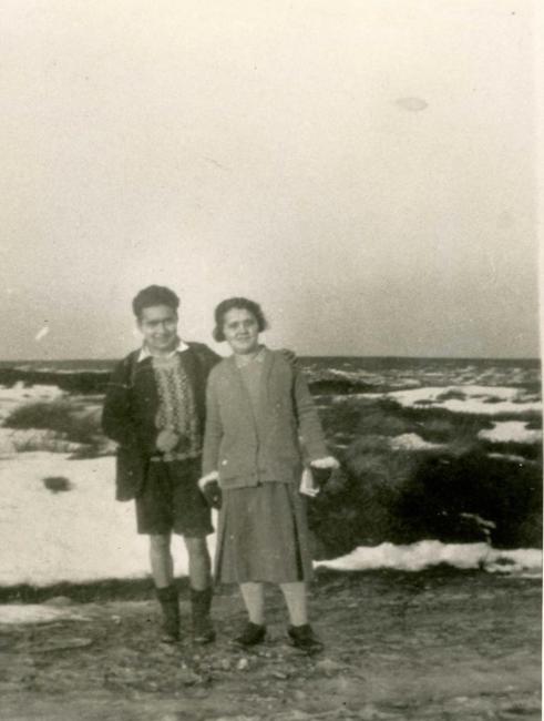 Jacob Bronowski, aged 12-15, with his sister, Lilli.